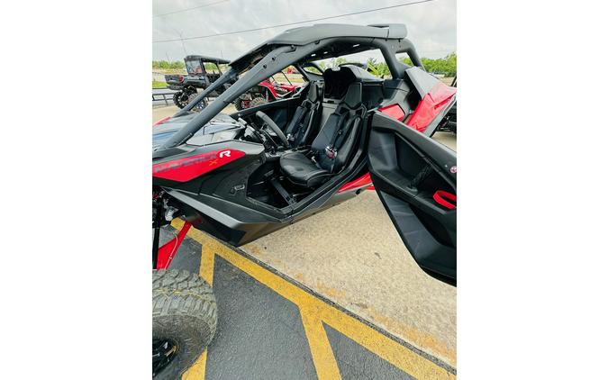 2024 Can-Am Maverick R X 999T DCT