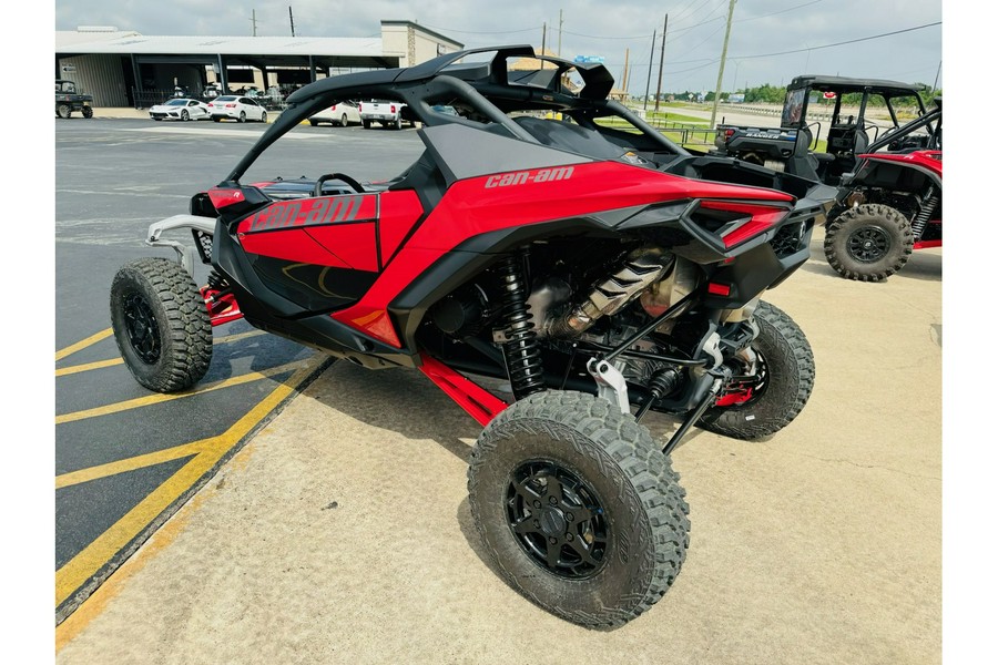 2024 Can-Am Maverick R X 999T DCT