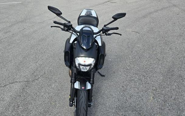 2015 Ducati Diavel Carbon