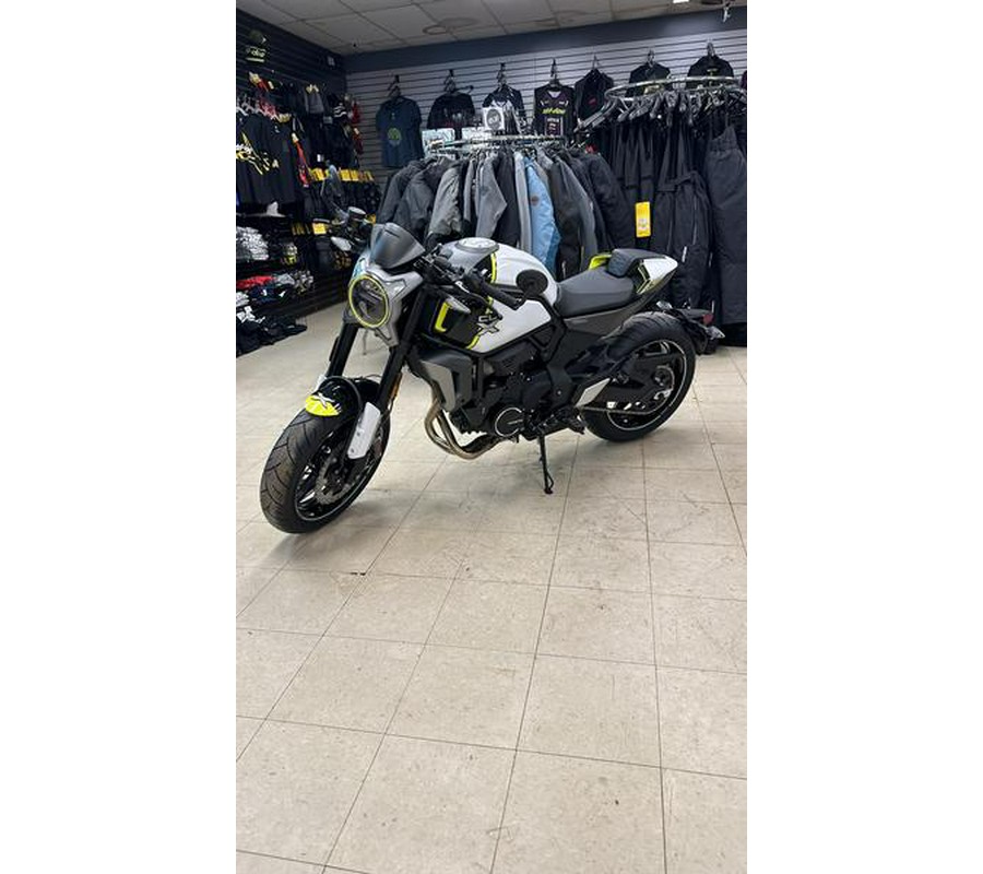 2023 CFMOTO 700CL-X Sport