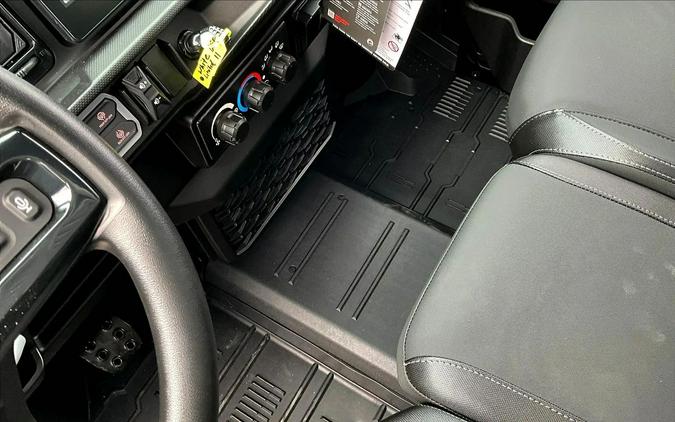 2026 Can-Am Defender Max Limited HD11