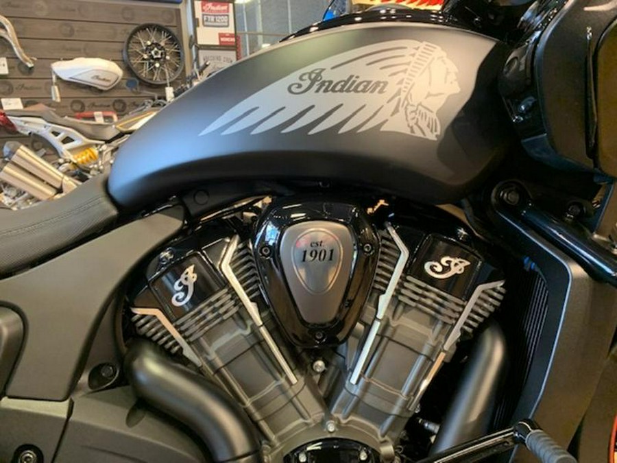 2023 Indian Motorcycle® Challenger® Dark Horse® Black Smoke