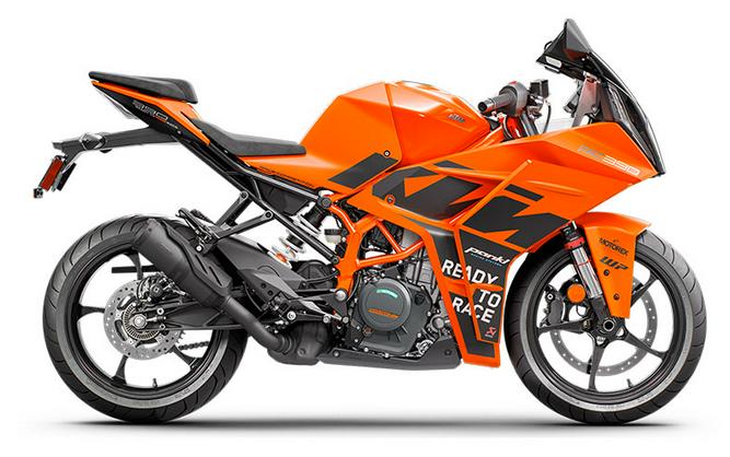 2022 KTM RC 390 Review [11 Fast Facts From the Street + Track]