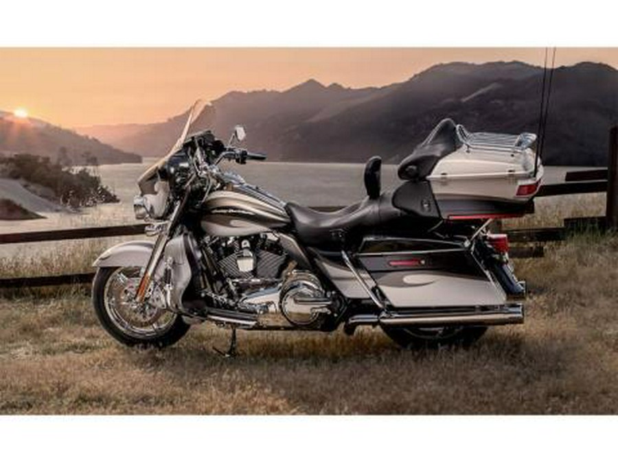 2013 Harley-Davidson CVO™ Ultra Classic® Electra Glide®