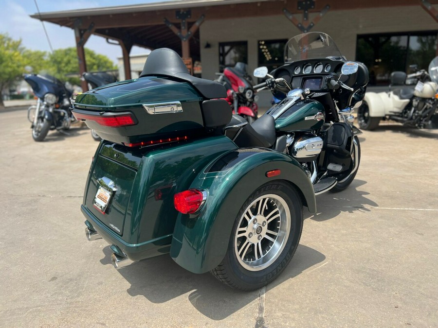 2024 Harley-Davidson® Tri Glide® Ultra Alpine Green / Vivid Black