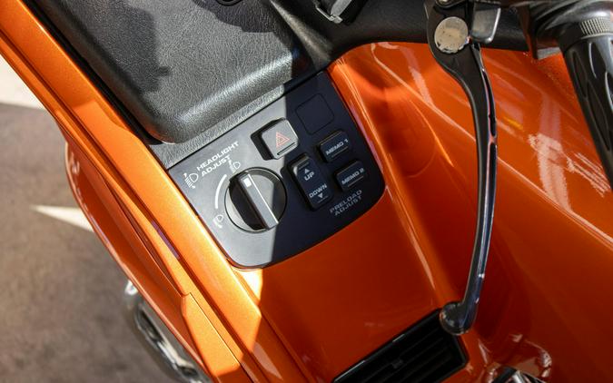 2002 HONDA GOLD WING