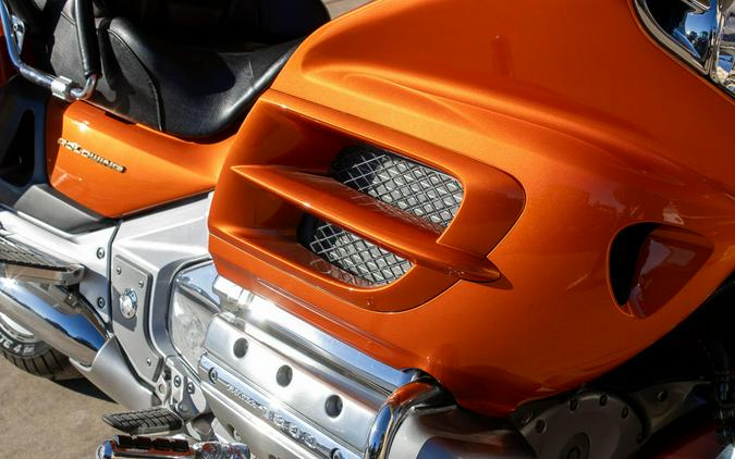 2002 HONDA GOLD WING