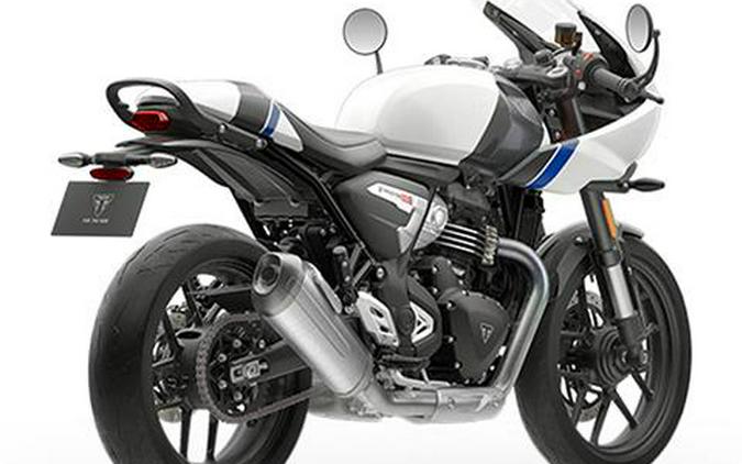 2026 Triumph Thruxton 400