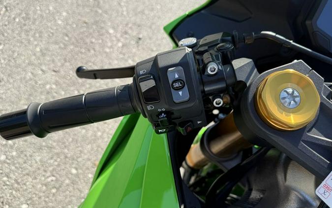 2024 Kawasaki Ninja ZX-6R 40th Anniversary Edition ABS ABS KRT Edition