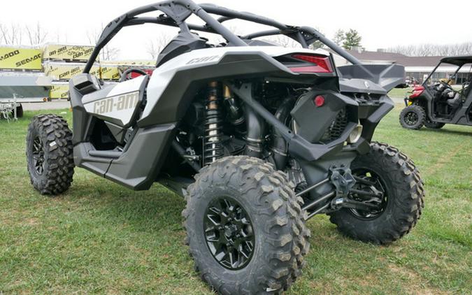 2024 Can-Am Maverick X3 DS Turbo Fiery Red & Hyper Silver