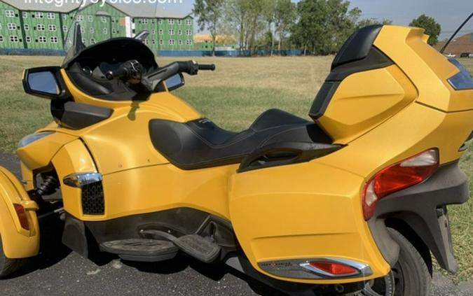 2013 Can-Am® Spyder® RT S