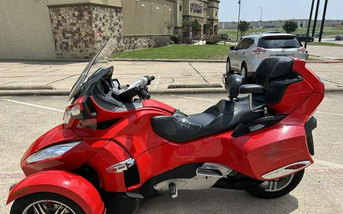 2011 Can-Am® Spyder Roadster RT-S