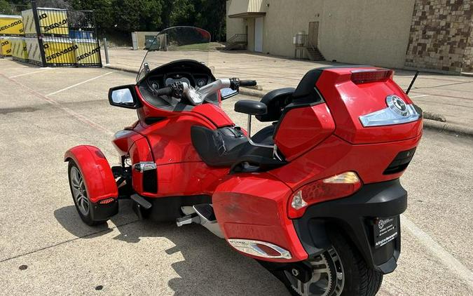 2011 Can-Am® Spyder Roadster RT-S