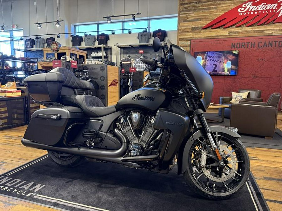 2025 Indian Motorcycle® Roadmaster® PowerPlus Dark Horse® w/PowerBand Black Smoke