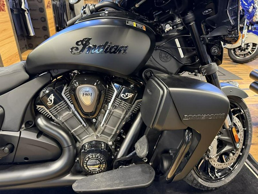 2025 Indian Motorcycle® Roadmaster® PowerPlus Dark Horse® w/PowerBand Black Smoke