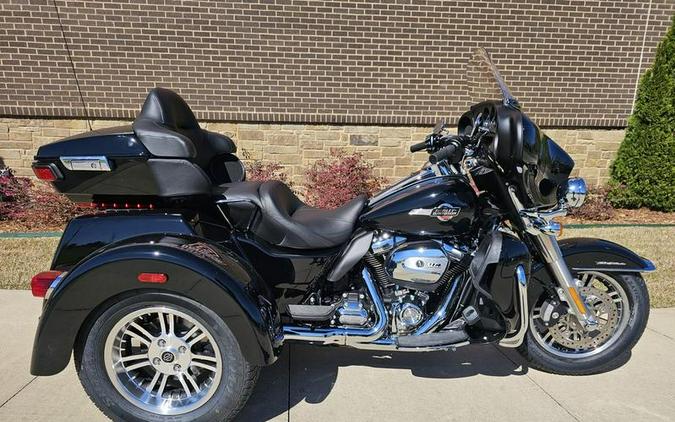 2024 Harley-Davidson® FLHTCUTG - Tri Glide® Ultra