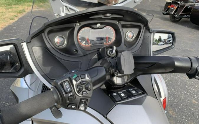 2014 Can-Am® Spyder® RT Limited SE6