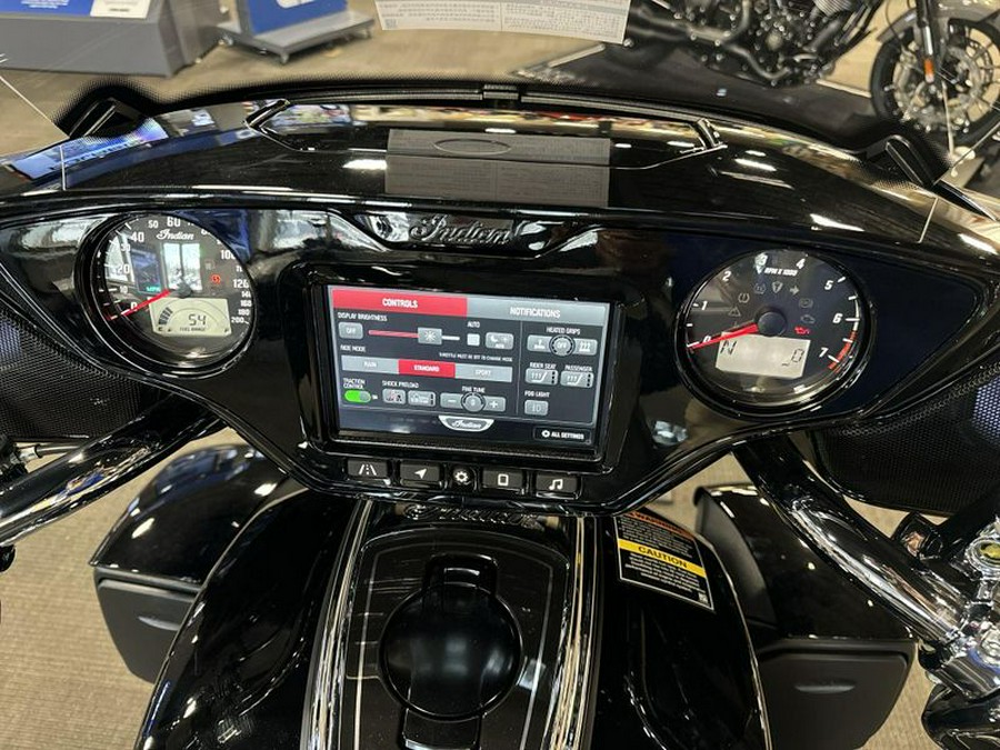 New 2025 Indian Motorcycle ROADMASTER LIMITED PP108 PBA