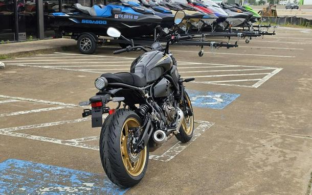 2026 Yamaha XSR700TB