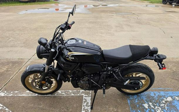 2026 Yamaha XSR700TB
