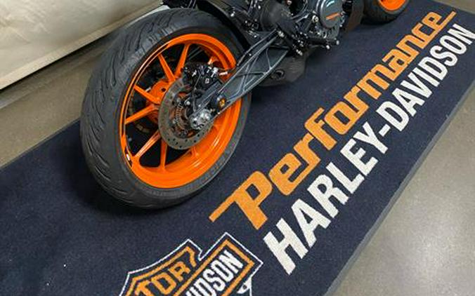2022 KTM 200 Duke