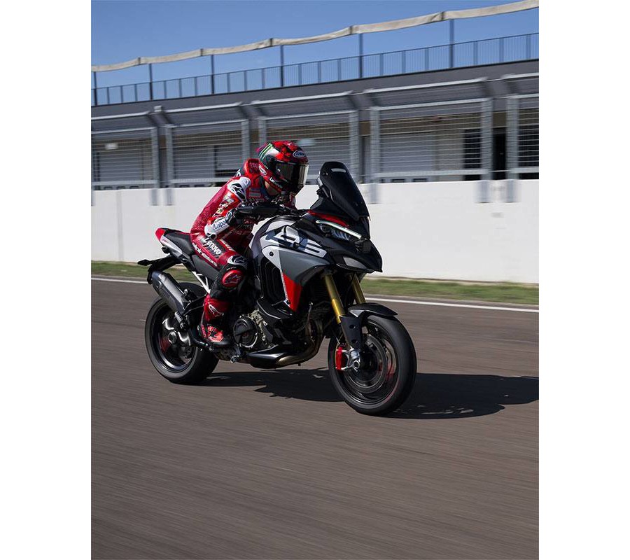 2026 Ducati Multistrada V4 RS