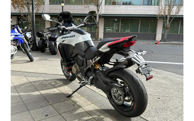 2026 Ducati Multistrada V4 RS