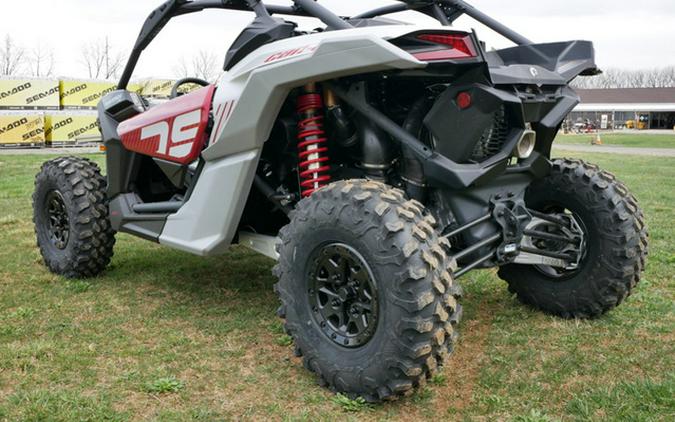 2024 Can-Am Maverick X3 DS Turbo RR Fiery Red & Hyper Silver