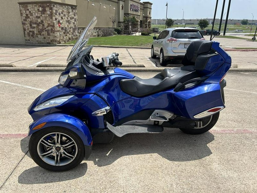 2012 Can-Am® Spyder Roadster RT-S