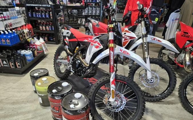 2025 Fantic Bikes XEF250