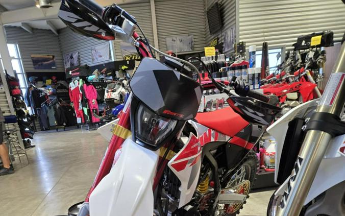 2025 Fantic Bikes XEF250