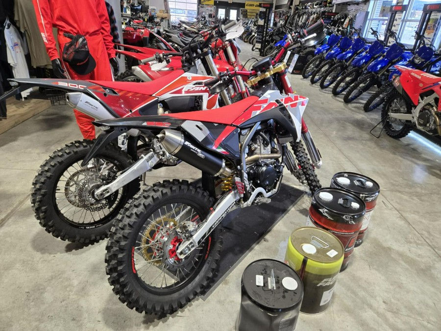 2025 Fantic Bikes XEF250