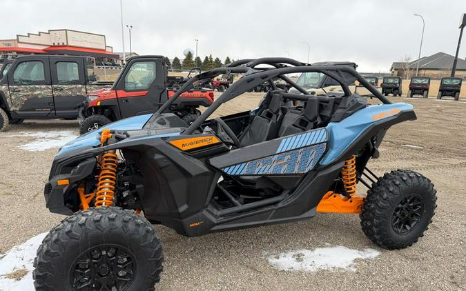 2026 MAVERICK RS TURBO 72 - Can-Am
