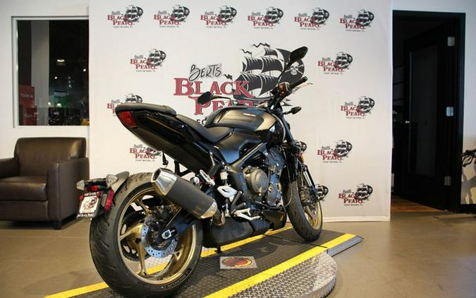 2026 Triumph Trident 800 Jet Black