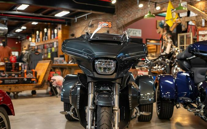 Harley-Davidson® Street Glide 3 Limited 2026 FLHLT 34686882 IRON HORSE MTLC W/ PINSTRIP