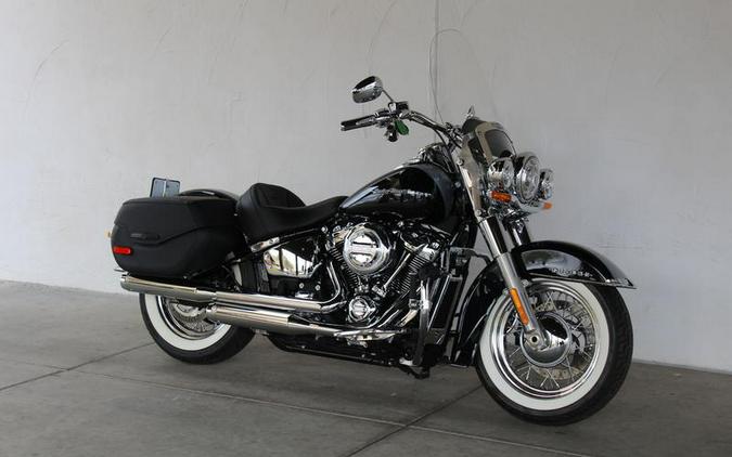 2019 Harley-Davidson® FLDE - Softail® Deluxe