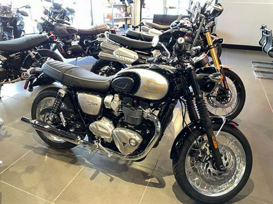 2025 Triumph Bonneville T120