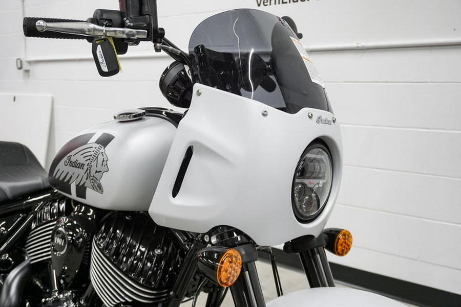 2025 Indian Motorcycle® Sport Chief Ghost White Metallic Smoke