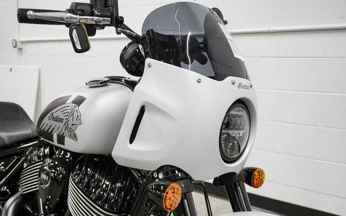 2025 Indian Motorcycle® Sport Chief Ghost White Metallic Smoke