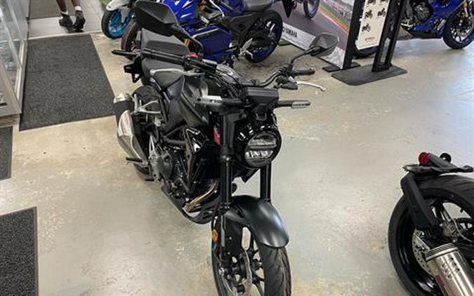 2025 Honda CB300R ABS