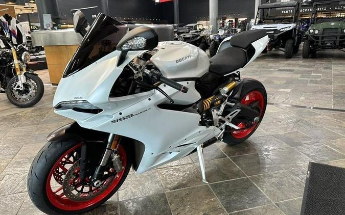 2019 Ducati 959 Panigale Arctic White Silk