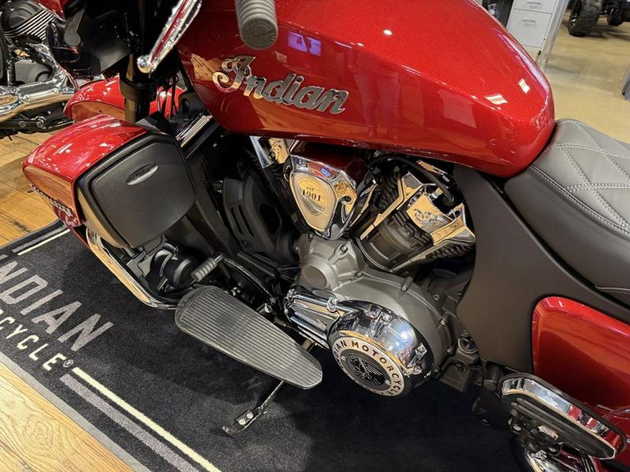2025 Indian Motorcycle® Roadmaster® PowerPlus Limited w/PowerBand Audio Sunset Red Metallic