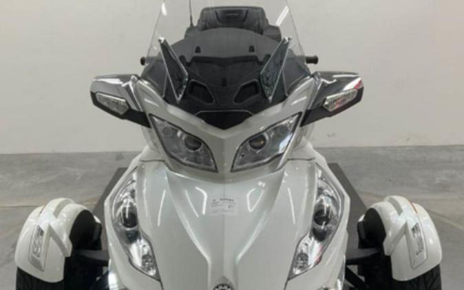 2017 Can-Am Spyder RT Limited
