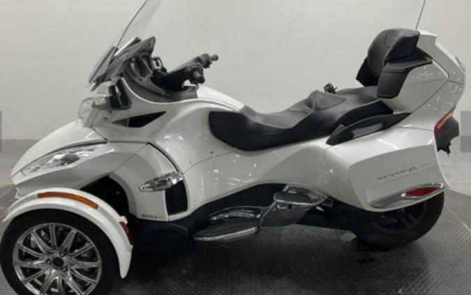 2017 Can-Am Spyder RT Limited