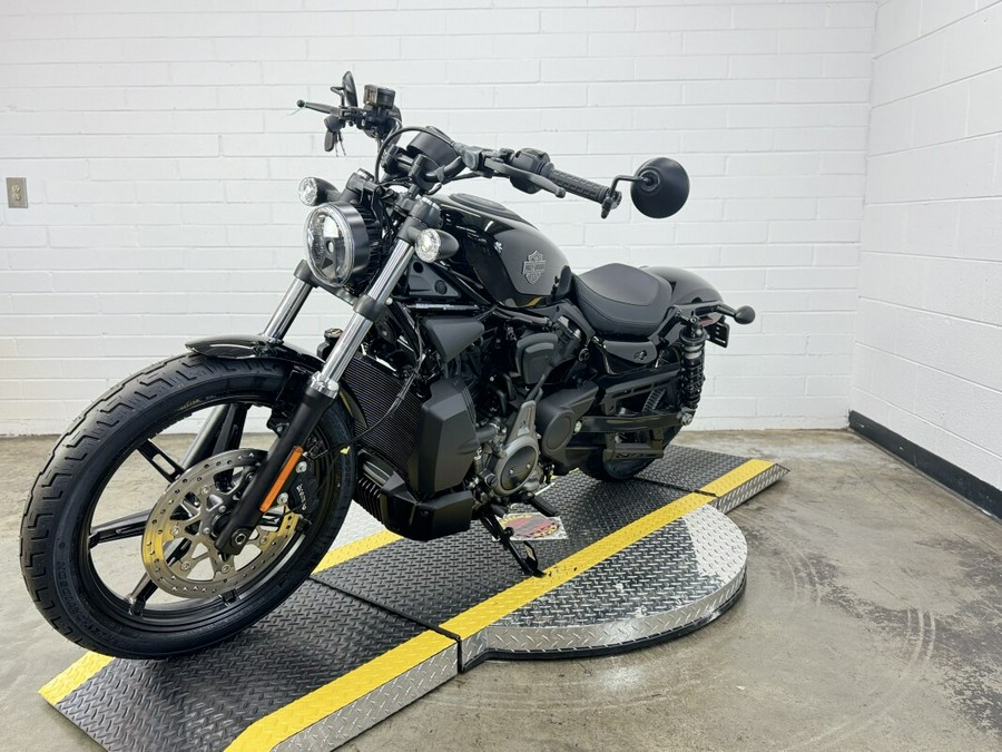 2024 Harley-Davidson Nightster™ VIVID BLACK