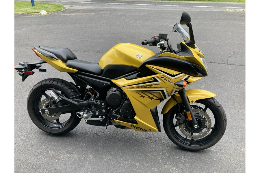 2009 Yamaha FZ6R