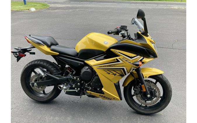 2009 Yamaha FZ6R