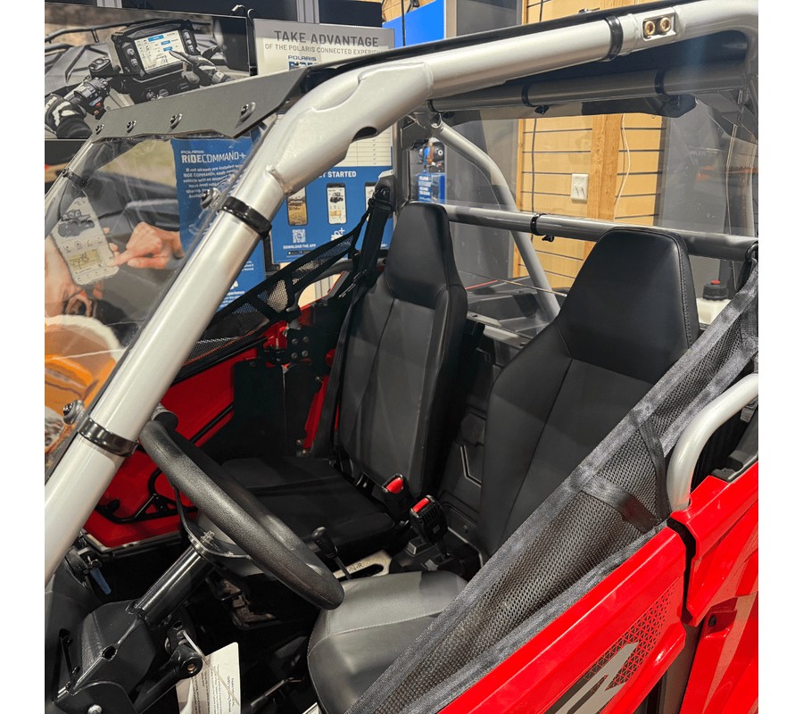 2026 POLARIS RZR 200 EFI