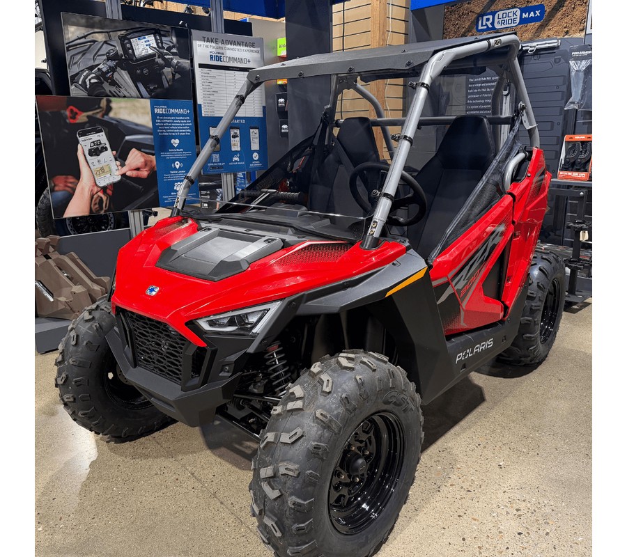2026 POLARIS RZR 200 EFI