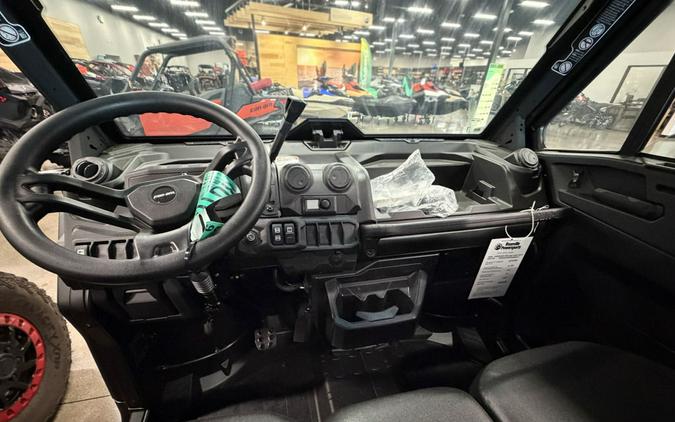 2026 Can-Am Defender DPS CAB HD10